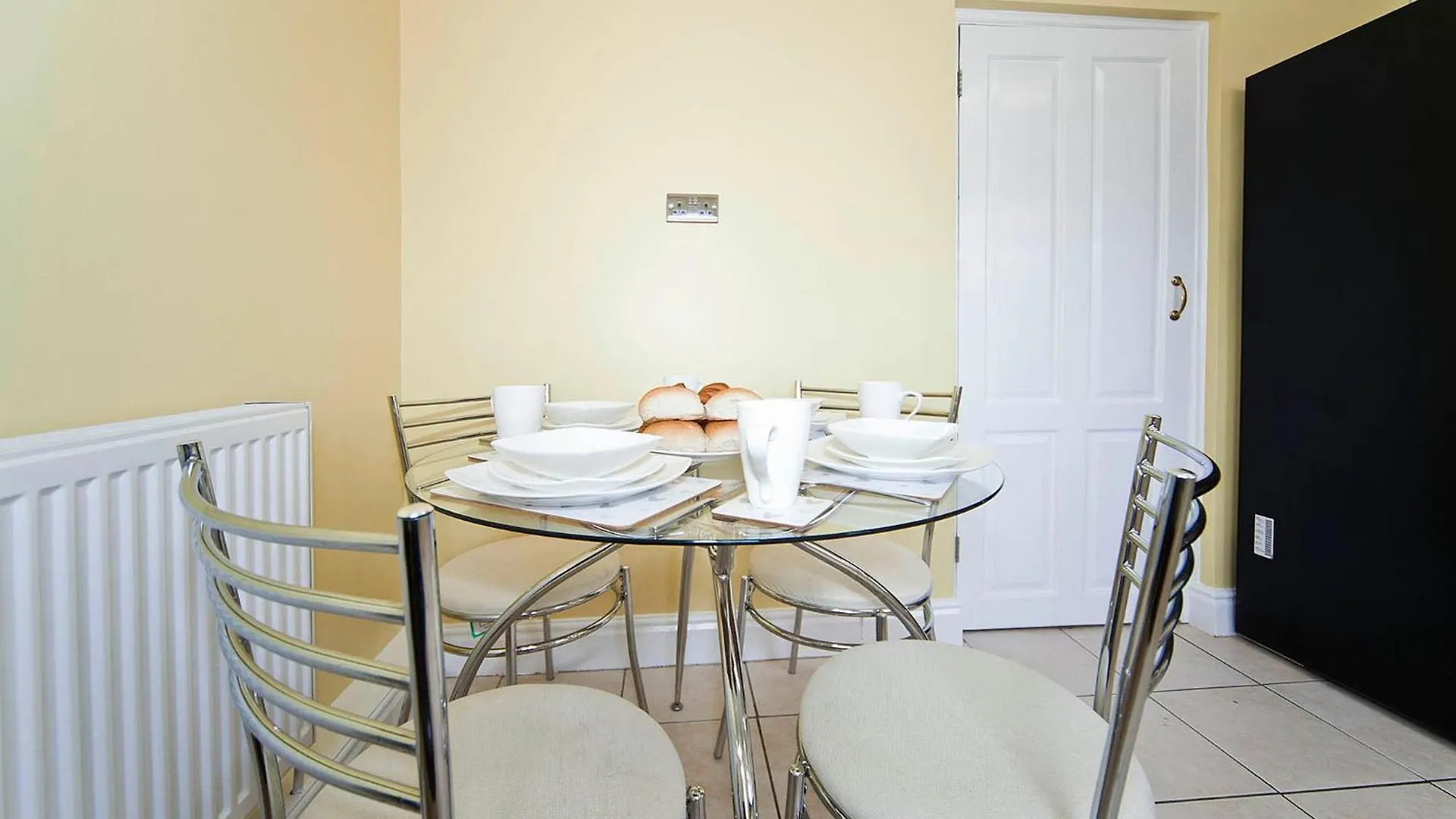 Illume Lets Villa Stockton-on-Tees 0*,