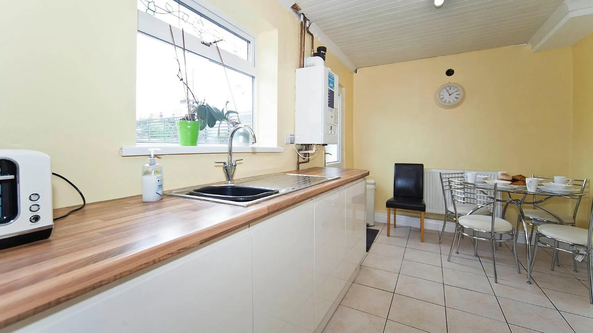 Illume Lets Villa Stockton-on-Tees